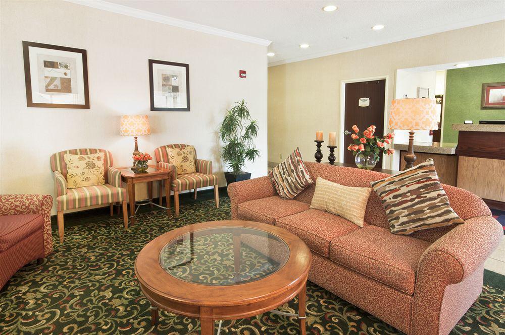Hotel Baymont By Wyndham Tulsa Exterior foto